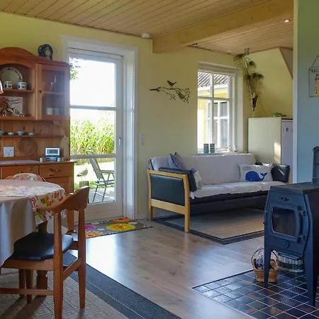 Semesterbostad 1 Bedroom Stunning In *